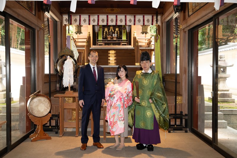 神職とのご記念写真